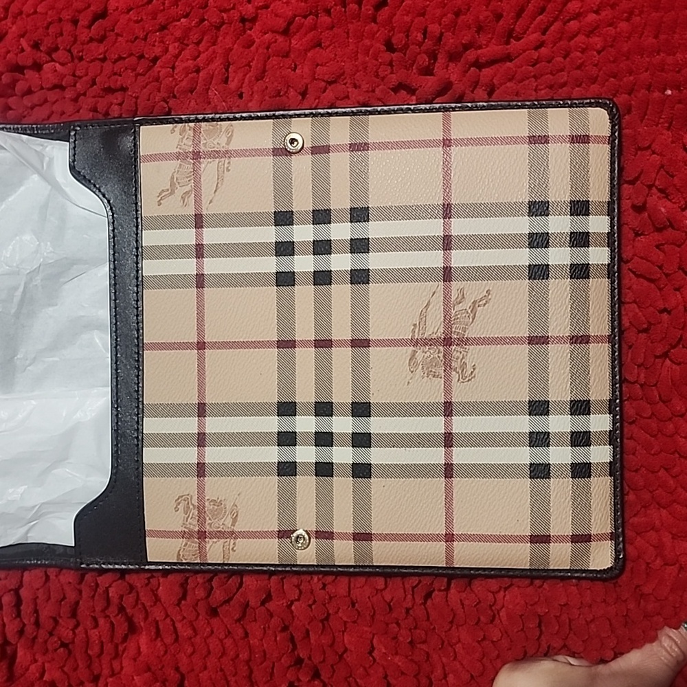 Authentic Burberry Tablet Case Purse Clutch - image 6